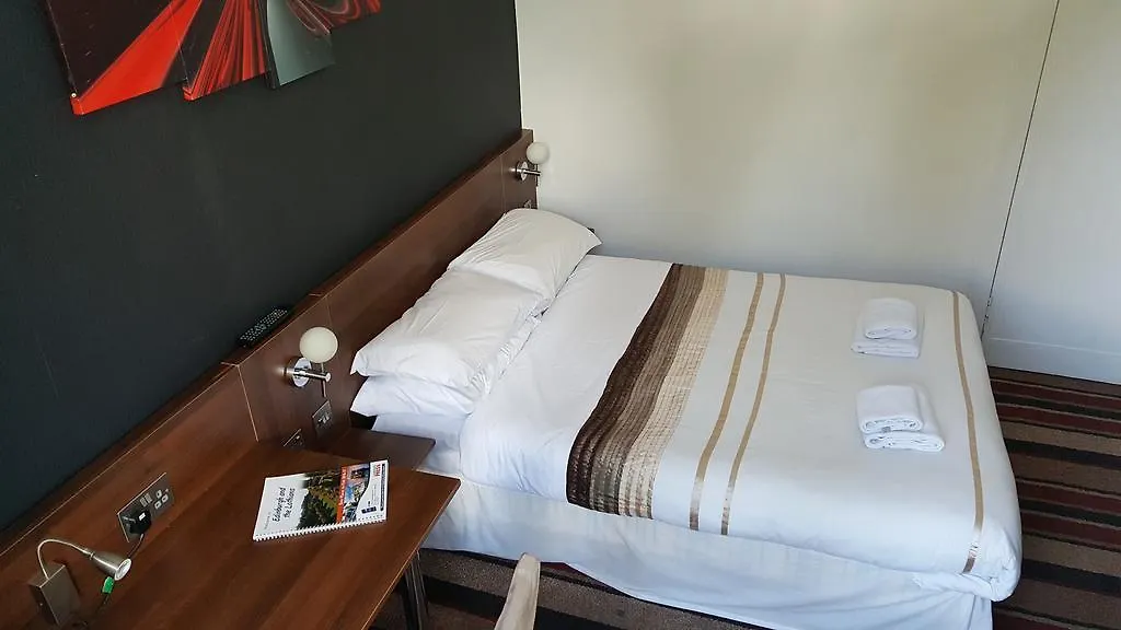 爱丁堡 桃花宾馆酒店 3*,