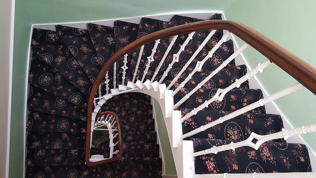 Blossom Guest House Эдинбург